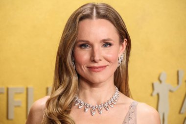 Kristen Bell, 1 Mart 2026 'da ABD' nin Kaliforniya eyaletinin Los Angeles kentindeki Shrine Auditorium ve Expo Hall 'da düzenlenen SAG-AFTRA (eskiden Screen Actors Guild Awards) tarafından sunulan 32..