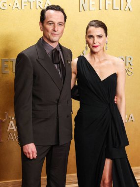 Matthew Rhys ve kız arkadaşı Keri Russell, SAG-AFTRA tarafından sunulan 32. Yıllık Aktör Ödülleri 'ne 1 Mart 2026' da Los Angeles, Kaliforniya, ABD 'deki Shrine Konser Salonu' nda geldiler..