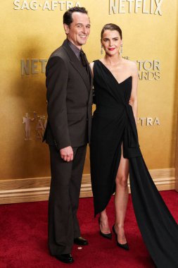 Matthew Rhys ve kız arkadaşı Keri Russell, SAG-AFTRA tarafından sunulan 32. Yıllık Aktör Ödülleri 'ne 1 Mart 2026' da Los Angeles, Kaliforniya, ABD 'deki Shrine Konser Salonu' nda geldiler..