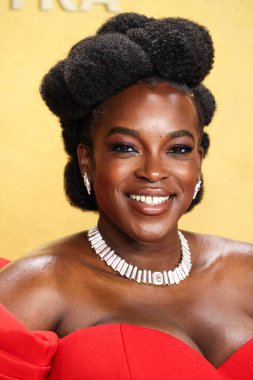 Wunmi Mosaku özel yapım Louis Vuitton ve Messika mücevherleriyle 1 Mart 2026 'da Los Angeles, Kaliforniya, ABD' deki Shrine Oditoryumu ve Expo Hall 'da düzenlenen 32..