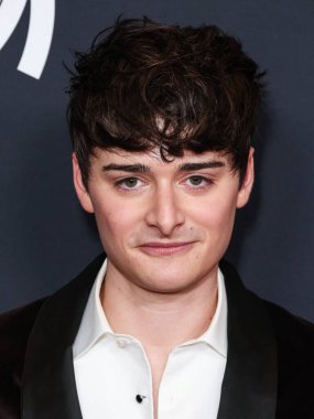 Noah Schnapp, 5 Mart 2026 'da Beverly Hilton Hotel' de düzenlenen 37. Yıllık GLAAD (Eşcinsel ve Lezbiyen İftiraya Karşı İttifak) Medya Ödülleri 'ne geldi..