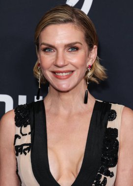 Prabal Gurung 'u takan Rhea Seehorn, 5 Mart 2026' da Beverly Hills, Los Angeles, Kaliforniya, ABD 'de düzenlenen 37. Yıllık GLAAD (Eşcinsel ve Lezbiyen İftiraya Karşı İttifak) Medya Ödülleri' ne ulaştı..