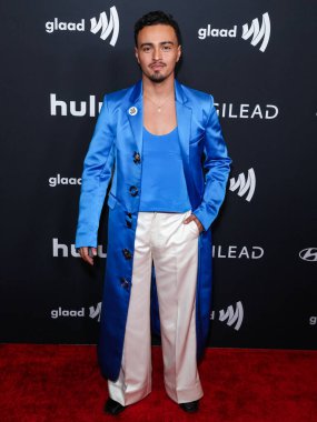 Tonatiuh, 5 Mart 2026 'da Beverly Hilton Hotel' de düzenlenen 37. Yıllık GLAAD (Eşcinsel ve Lezbiyen İftiraya Karşı İttifak) Medya Ödülleri 'ne geldi..