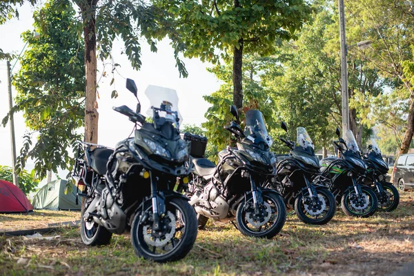 Niezidentyfikowany Jeździec Motocyklem Kawasaki Versys 650 Chaing Rai Tajlandia — Zdjęcie stockowe