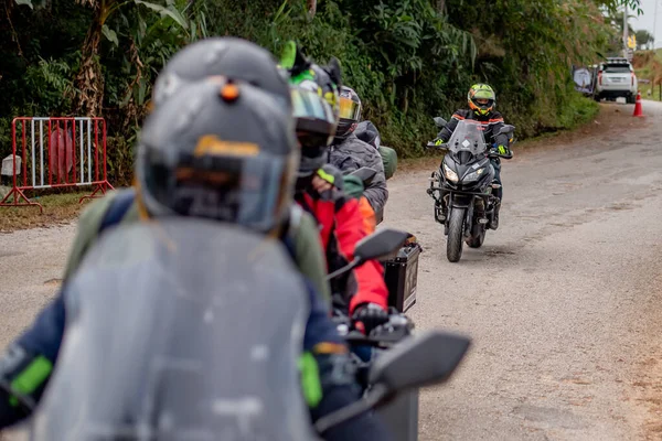 Cavaleiro Não Identificado Com Motocicleta Kawasaki Versys 650 Chaing Rai — Fotografia de Stock