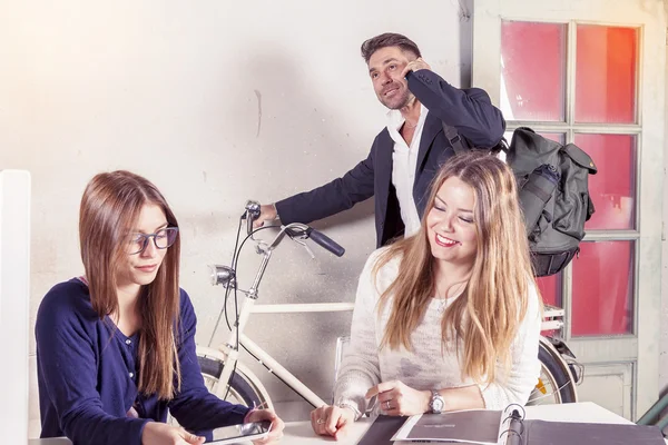 Team of young businesspeople working together — Stock Photo, Image
