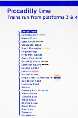 Piccadilly Circus Londra metro hattı yönetim kurulu