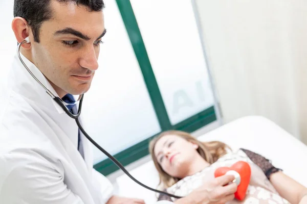 Doctor Medical Office Visiting Young Pretty Woman Stethoscope — Stock Photo, Image