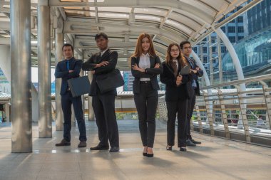 Asyalı iş adamları şehirde düzeni sağlayacaklar..