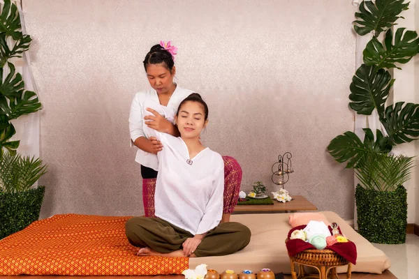 Attractive Asian Young Woman Reflexology Her Body Thai Massage Spa — Stock Photo, Image