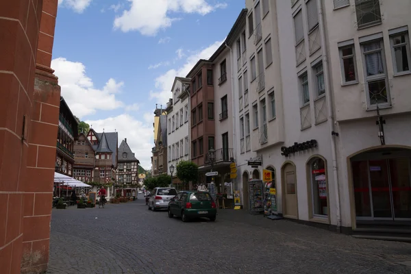 Bacharach şehir alanında Ren Nehri, Almanya.