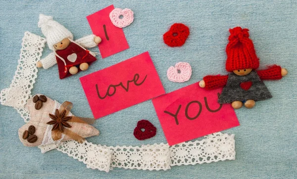 Valentine, greeting card with red quilling heart and  knitting c — ストック写真