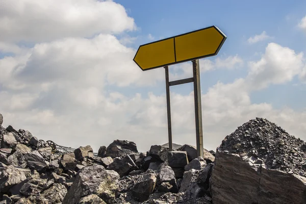 İşaretçi farklı yönlere