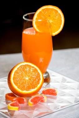 portakal izole kesme ahşap taban ayarla