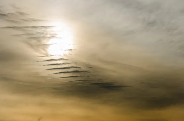 春天日落时的多伦多天空 — 图库照片