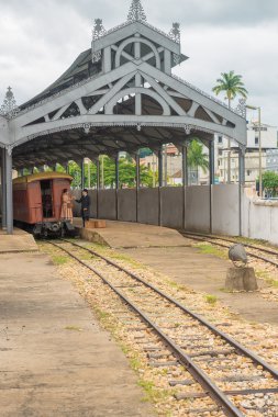 Turistik tren eski Giysi Giydirme