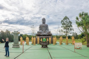 Budist tapınağı ile dev Buda heykeli Foz Iguacu