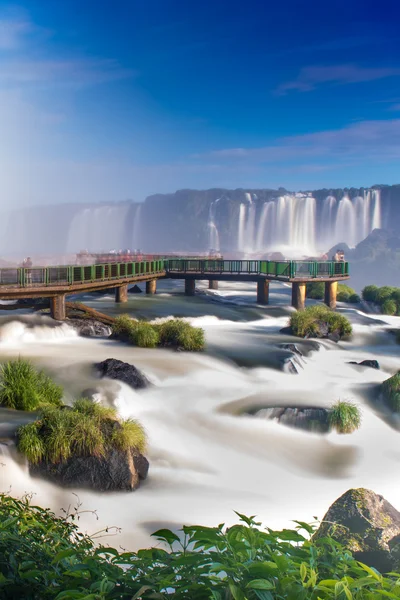 Weergave van de wereld beroemde Cataratas Iguaçu — Stockfoto