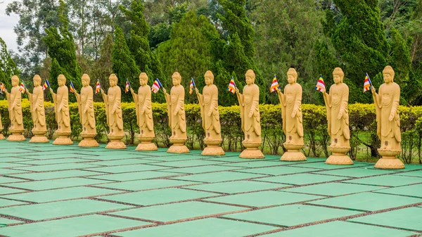 Foz Iguazu Brasilien Juli 2016 Mehrere Buddha Statuen Buddhistischen Tempel — Stockfoto