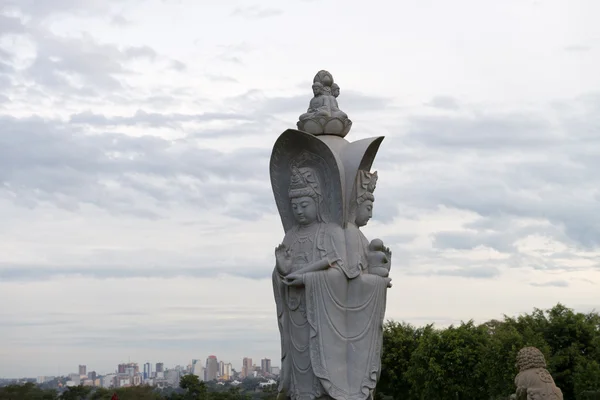 Statue Eines Chinesischen Kriegers Auf Dem Buddhistischen Tempelkomplex Foz Iguazu — Stockfoto