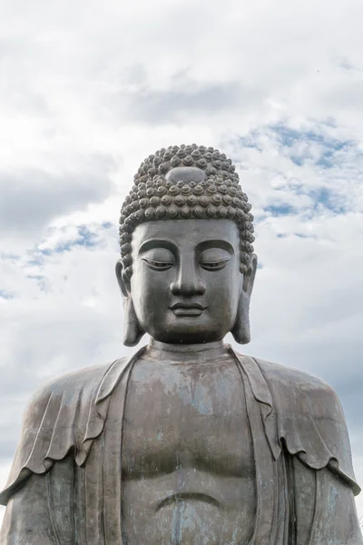 Buddha-Statue als Amulett des Buddhismus verwendet — Stockfoto