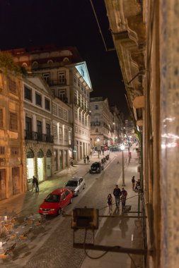 Cepheler, alleyway ve Porto geleneksel evlerde görünümünü