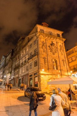 Cepheler, alleyway ve Porto geleneksel evlerde görünümünü