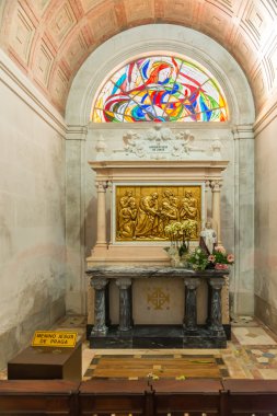 İstasyonları haç (Via crucis) kutsal Fatima içinde