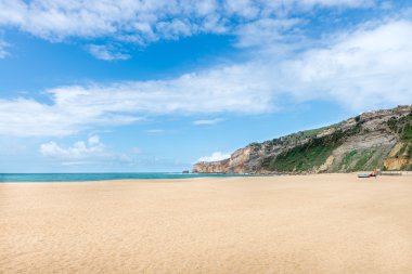 Ana plaj Nazare, bir sörf cenneti şehir içinde