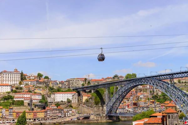 Vista de Porto Ribeira y el río Duero en Oporto, Portugal — Foto de Stock