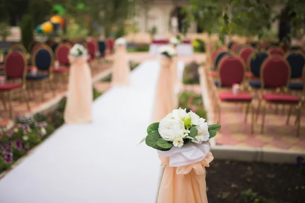 Mooie manier om te bruiloft altaar — Stockfoto
