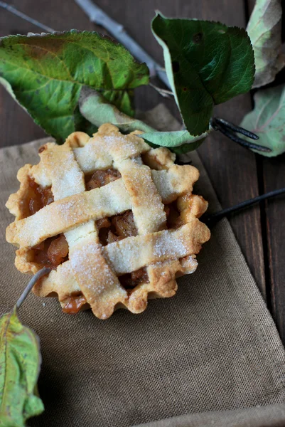 Elmalı turta şeker