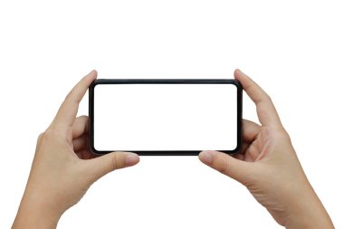 El ele tutuşan cep telefonu beyaz arkaplanda izole edildi