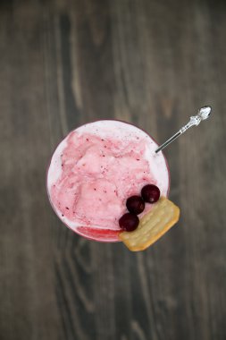 smoothies ve cranberries ile tanımlama