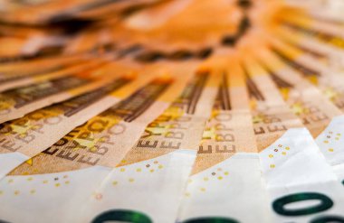 50 avroluk banknotlar ve 