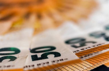 50 avroluk banknotlar ve 