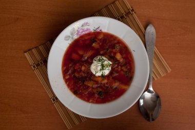 Rus ulusal kırmızı borsch yemektir