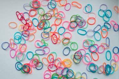 renkli saçlar için lastik bantlar kümesi