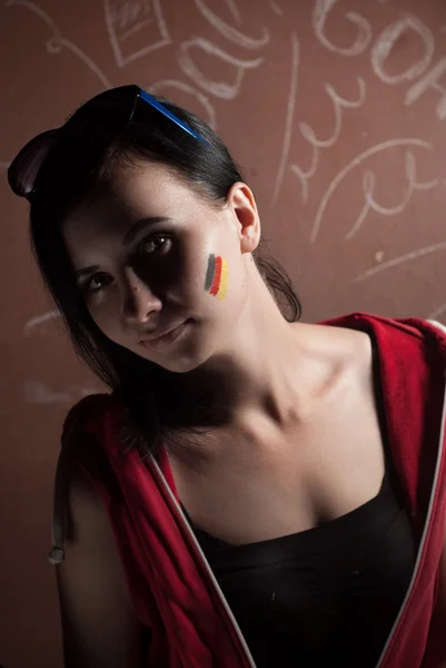 Linda chica es un fan de la selección alemana , — Foto de Stock