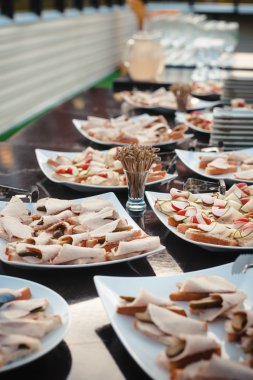 çok güzel ve lezzetli aperatifler kümesi