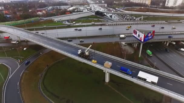 Vista aérea de Moscú Road Junction Highway Cars Trafic Primavera Otoño — Vídeo de stock