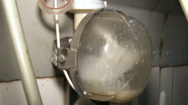 Mandıra fabrikası Rusya. Özel Süt Filtreleme Makinesi