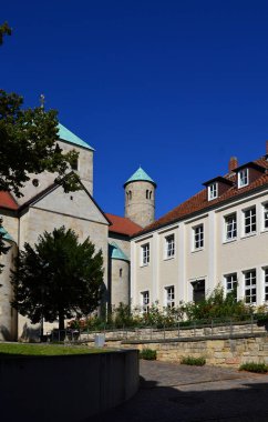 Hildesheim, Loweer Saksonya 'daki tarihi Michaelis Kilisesi