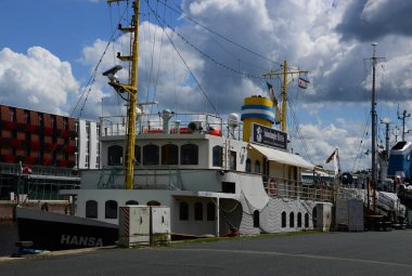 Bremerhaven, Almanya Balıkçılık Limanı 'ndaki Tarihi Gemi