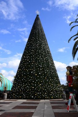 Eola Gölü 'ndeki Noel Ağacı Orlando, Florida