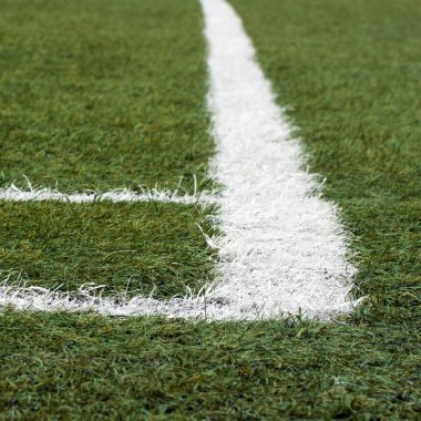 futbol sahası köşesine