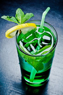 Mojito kokteyl soğuk yenileme