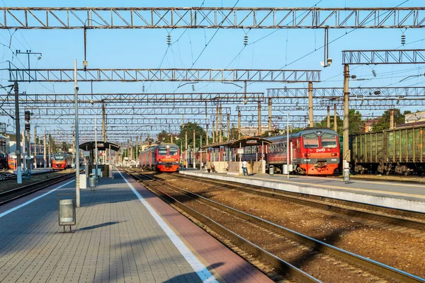 Krasnodar Ryssland September 2020 Järnvägsstationen Ryska Järnvägståg — Stockfoto