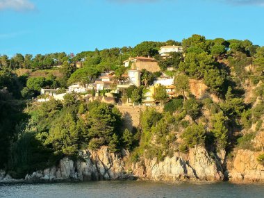 Costa Brava kıyıları Lloret de Mar ve Tossa de Mar arasında, Katalonya, İspanya - 13
