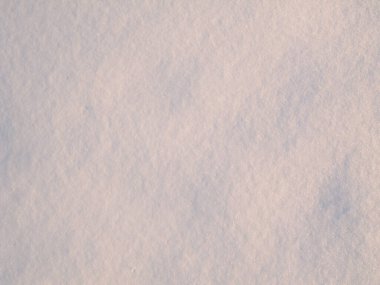 Kar yüzeyindeki gölgeler ve desenler